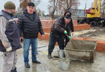 Депутат проверил ход строительства детского сада в Ряжске