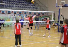 Ряжские спортсмены победили в турнире по волейболу