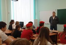 В гостях у ряжских школьников побывал ветеран СВО Владимир Клочков